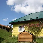 Gospodarstwo wiejskie під гострою Żdenijewo