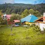 під гострою Gospodarstwo wiejskie Żdenijewo