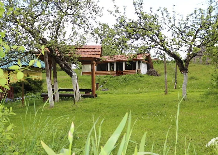 під гострою Kır Evi Zhdeniievo